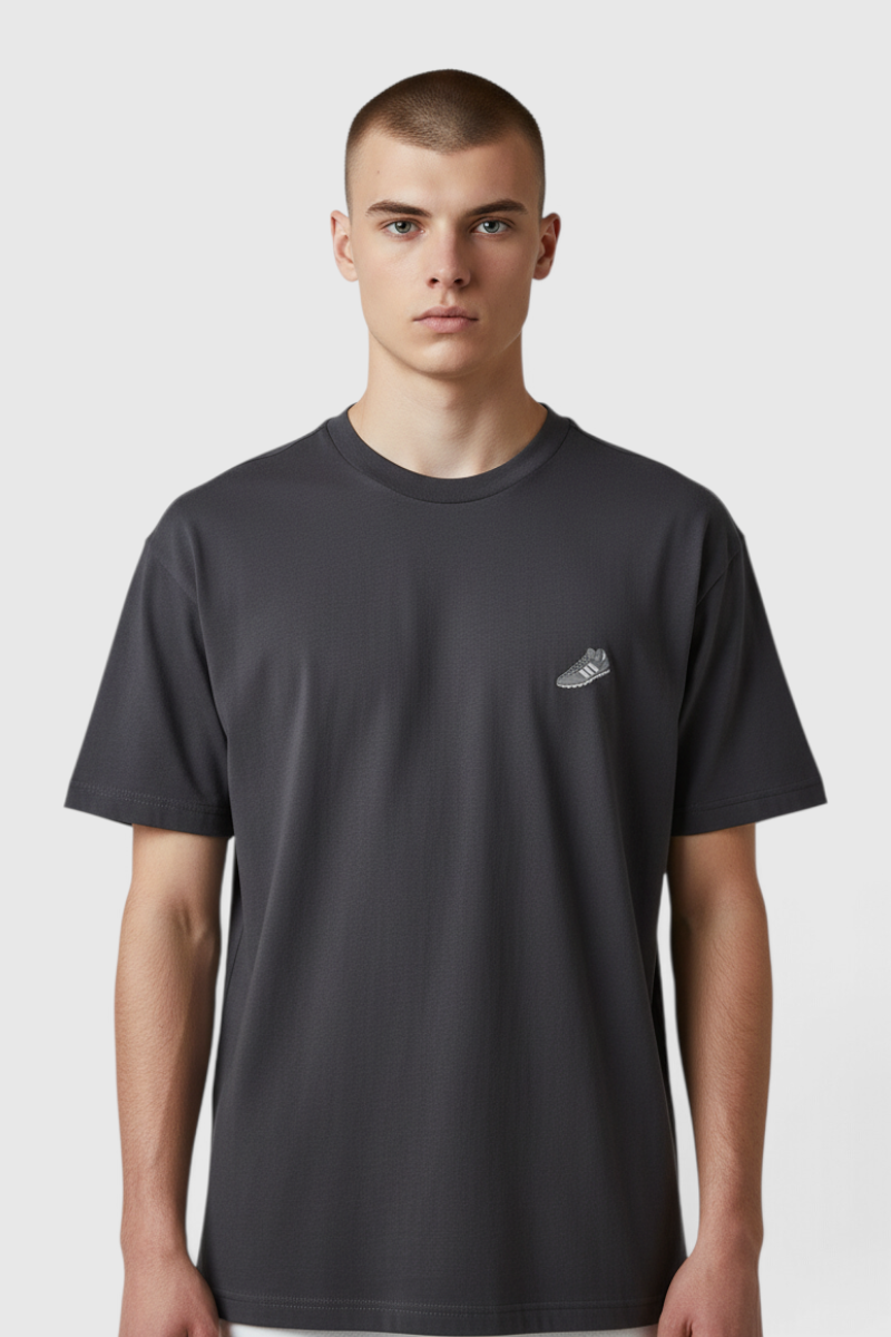 Sporline adidas Copa Sign siyah unisex pamuklu regular kesim tişört giyen erkek model