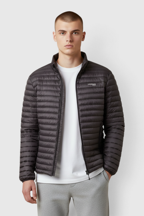 Sporline Lumberjack ML Perry siyah polyester erkek şişme mont, regular kesim, dik yaka tasarım.