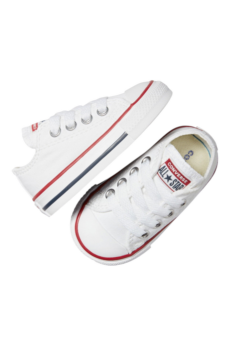 Sporline marka beyaz kanvas Converse Chuck Taylor All Star çocuk spor ayakkabı üstten görünüm