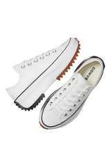 Sporline beyaz Converse Run Star Hike kanvas spor ayakkabı, tırtıklı kauçuk tabanlı platform tasarım