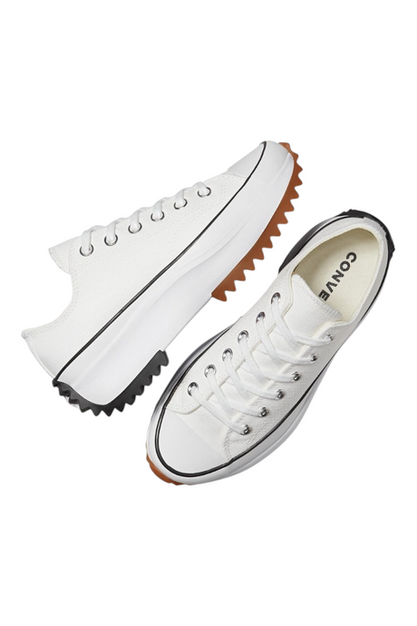 Sporline beyaz Converse Run Star Hike kanvas spor ayakkabı, tırtıklı kauçuk tabanlı platform tasarım