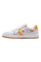 Sporline Converse AS-1 Pro beyaz deri sneaker, yan kısımlarında sarı yıldız detaylı ve kauçuk tabanlı spor ayakkabı.
