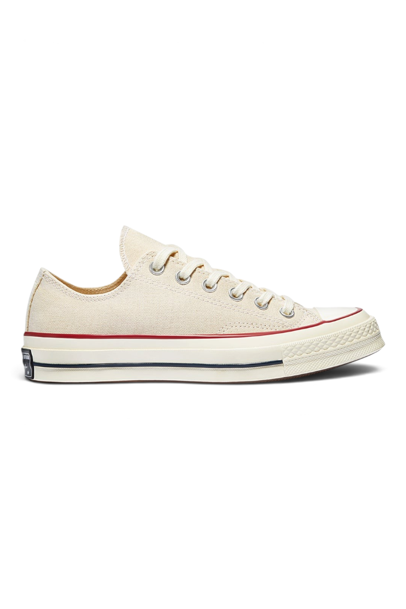 Sporline marka krem rengi kanvas Converse Chuck 70 düşük bilekli spor ayakkabı, yan profil görünümü