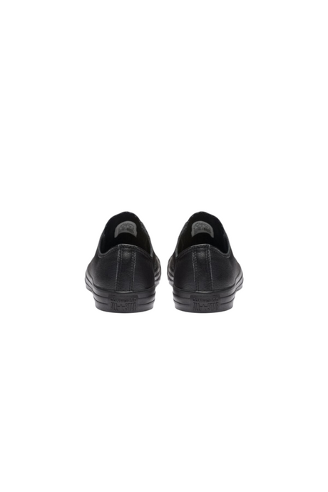Sporline marka siyah Converse Chuck Taylor All Star kadın sneaker ayakkabıların arkadan görünümü