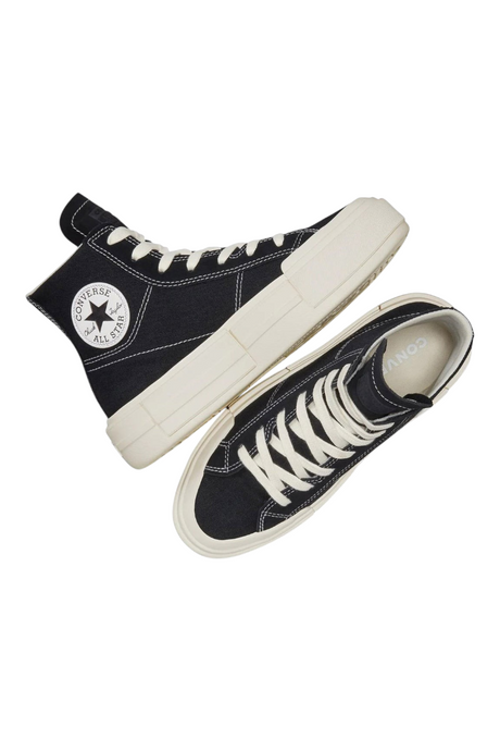 Sporline Converse Cruise siyah tekstil bilekli spor ayakkabı, beyaz kauçuk tabanlı ve OrthoLite yastıklamalı tasarım.