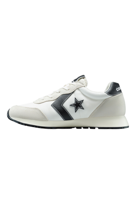 Sporline Converse Omega Trainer beyaz unisex sneaker, 80'ler esintili polyester yüzey ve ikonik Star Chevron logolu.