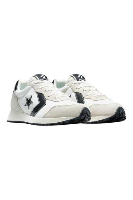 Sporline Converse Omega Trainer beyaz unisex sneaker, 80'ler stili polyester yüzey ve Star Chevron logolu tasarım.
