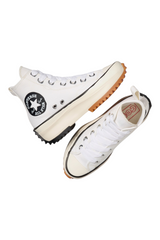 Sporline beyaz ve kırık beyaz renkli, siyah detaylı, tırtıklı tabanlı Converse Run Star Hike kadın spor ayakkabı
