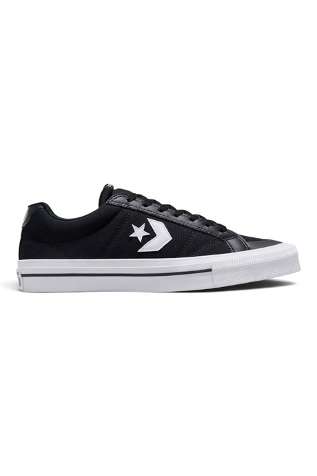 Sporline Converse Cons siyah kanvas sneaker, beyaz tabanlı ve yan kısımlarında ikonik yıldız logolu unisex ayakkabı