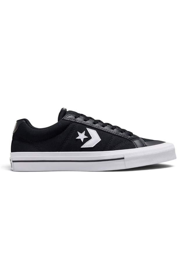 Sporline Converse siyah unisex sneaker, yan tarafında beyaz yıldız logolu, dayanıklı kanvas ve deri detaylı tasarım