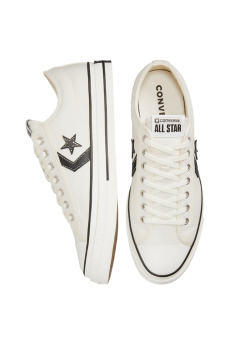 Sporline Converse Star Player 76 eskitilmiş beyaz kanvas erkek spor ayakkabı, siyah detaylı yan yıldız logolu