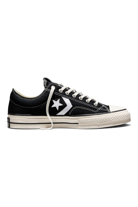 Sporline Converse Star Player 76 siyah beyaz tekstil sneaker, kauçuk tabanlı, yan kısımlarında ikonik yıldız detayı.