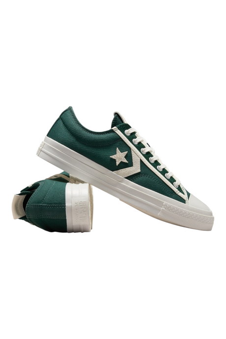 Sporline Converse Star Player 76 yeşil deri düşük bilekli sneaker, beyaz bağcıklı ve ikonik Star Chevron logolu