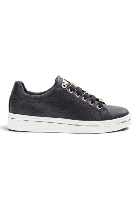 Sporline Guess Stasey4 siyah kadın sneaker, üzerinde marka logolu kabartma desenleri ve beyaz taban detayı ile
