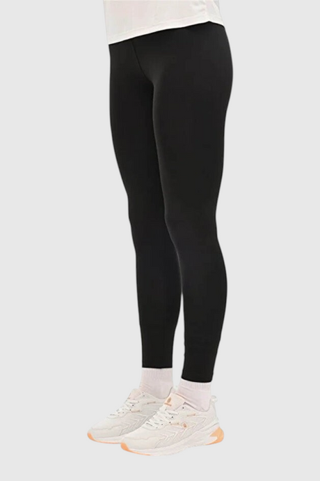Sporline Lumberjack siyah kadın tayt, fitted kesim ve %100 tekstil kumaş yapısıyla günlük kullanıma uygun.