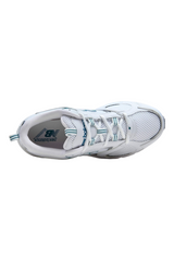 Sporline New Balance beyaz ve yeşil detaylı unisex günlük spor ayakkabı üstten görünüm