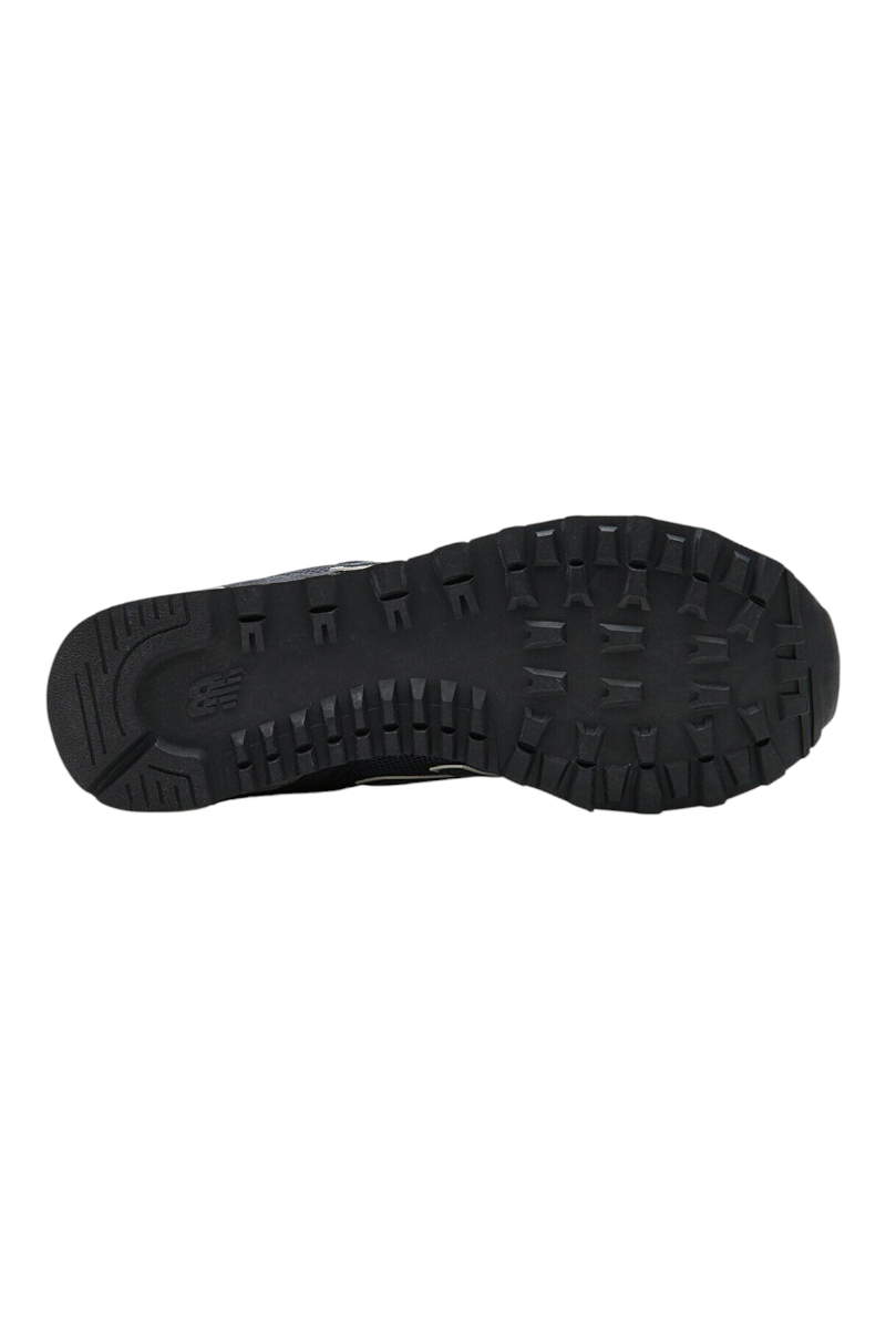 Sporline New Balance ML515DGR erkek spor ayakkabısının siyah dayanıklı kauçuk dış taban yapısı