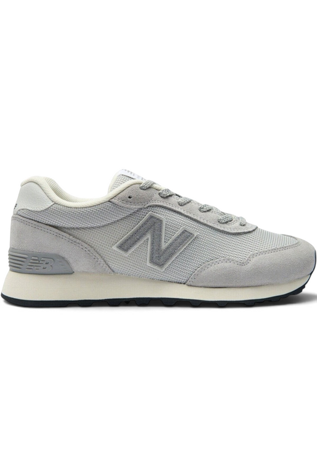 Sporline New Balance ML515GGR erkek spor ayakkabı, gri ve beyaz renkli, file ve süet detaylı retro tasarım.