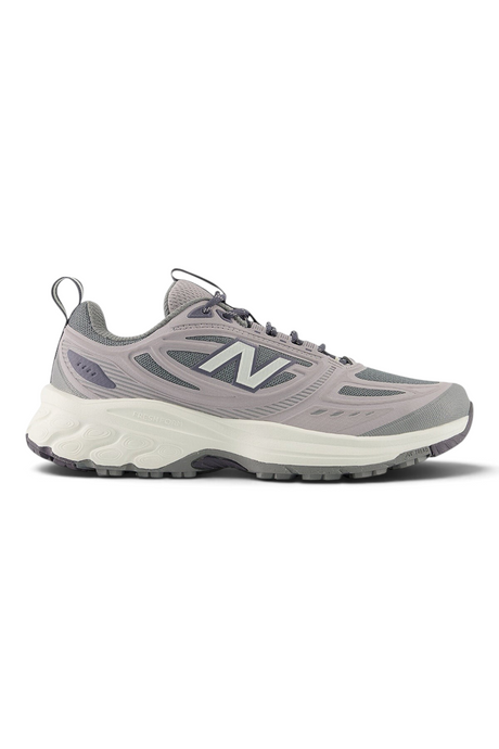 Sporline New Balance W4107ZS gri kadın spor ayakkabı, Fresh Foam tabanlı, nefes alabilir file detaylı günlük model.