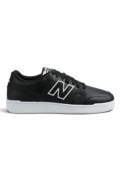 Sporline New Balance BB480LBT unisex siyah beyaz deri günlük spor ayakkabı, yan profil görünümü