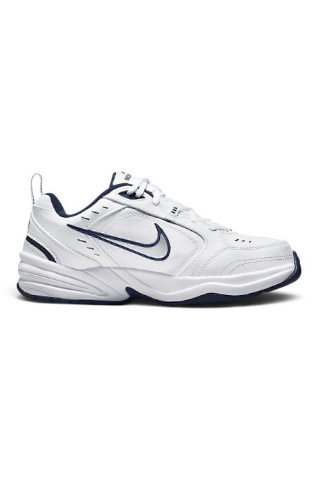 Sporline Nike Air Monarch IV beyaz ve lacivert detaylı erkek spor ayakkabı, yan profil görünümü