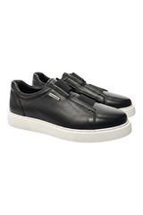 Sporline Pierre Cardin siyah deri erkek sneaker ayakkabı, beyaz tabanlı şık ve modern günlük tasarım.