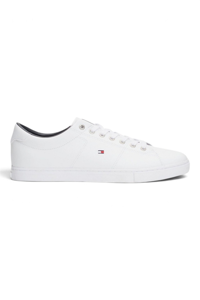 Sporline Tommy Hilfiger beyaz deri erkek sneaker ayakkabı, yan tarafında ikonik logo detayı ile