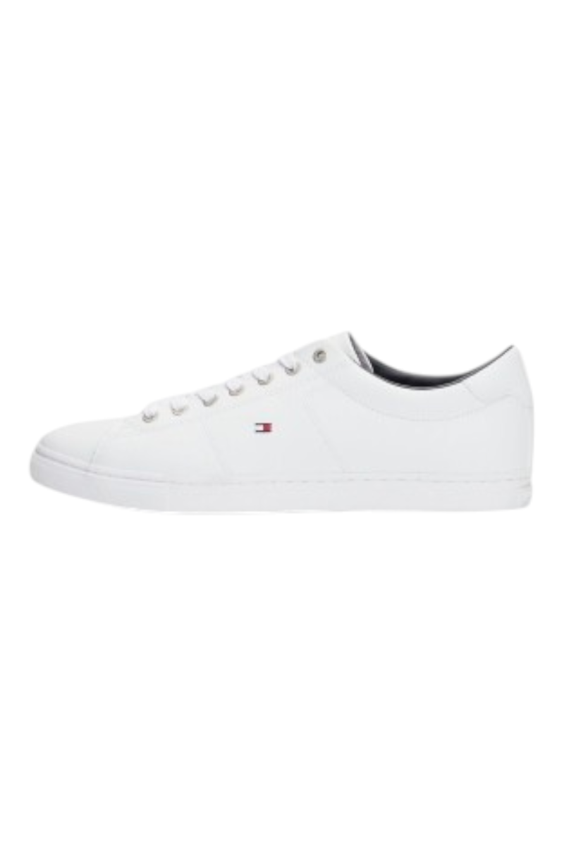 Sporline Tommy Hilfiger beyaz deri erkek sneaker ayakkabı, yan profil görünümü