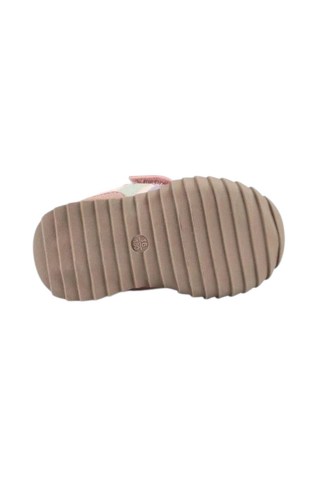 Sporline Vicco pudra pembe suni deri çocuk sneaker ayakkabısının tırtıklı taban görünümü